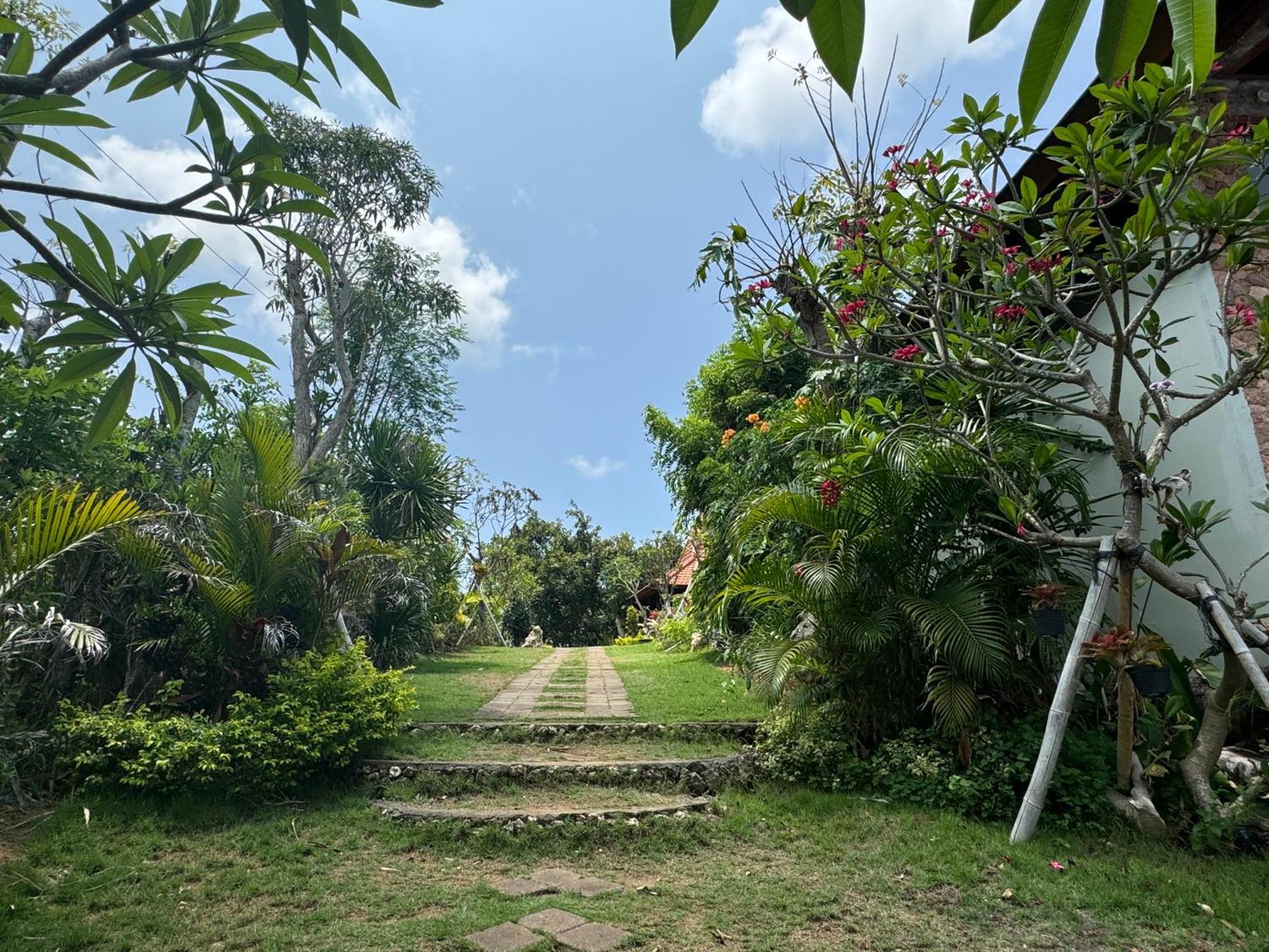 Ringsun Homestay Uluwatu บาดุง ภายนอก รูปภาพ